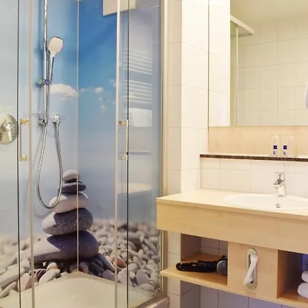 Alojamento de Acomodação e Pequeno-almoço Nahe Der Therme 3*
