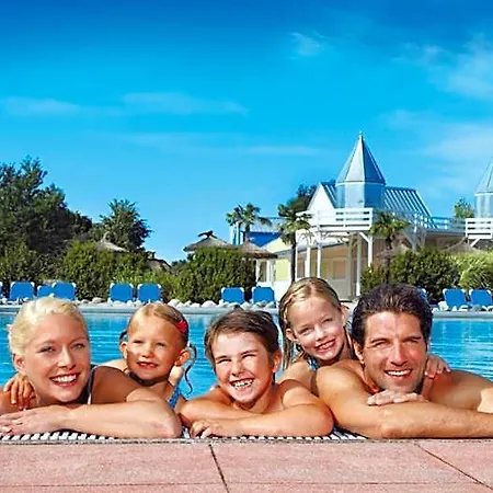 Nahe Der Therme Bed & Breakfast 3*