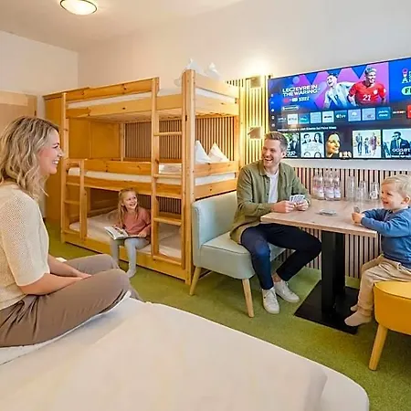 Nahe Der Therme Bed & Breakfast
