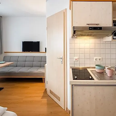 Nahe Der Therme Bed & Breakfast