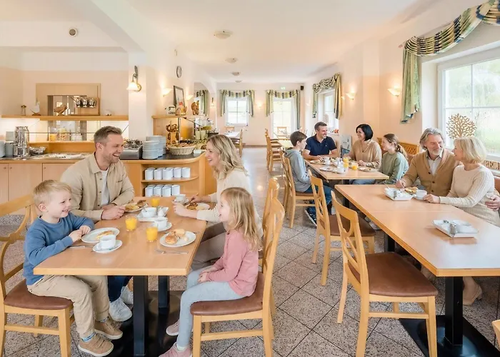 Nahe Der Therme Nocleg ze śniadaniem 3*